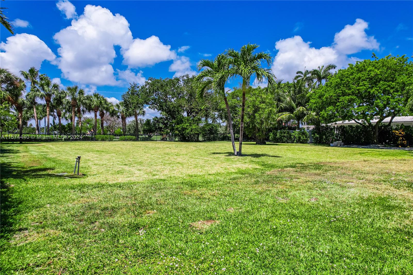 Discover the potential of this 9875 square-foot lot posting vibrant sunsets over the lush landscape of Lagorce Country Club. Build a new construction home of over 5000 ft.² per the current city building code or build your dream outdoor adventurous playground. Customize your own private Pickle or tennis courts, olympic size pool with a pool house and entertainment area for your guests.