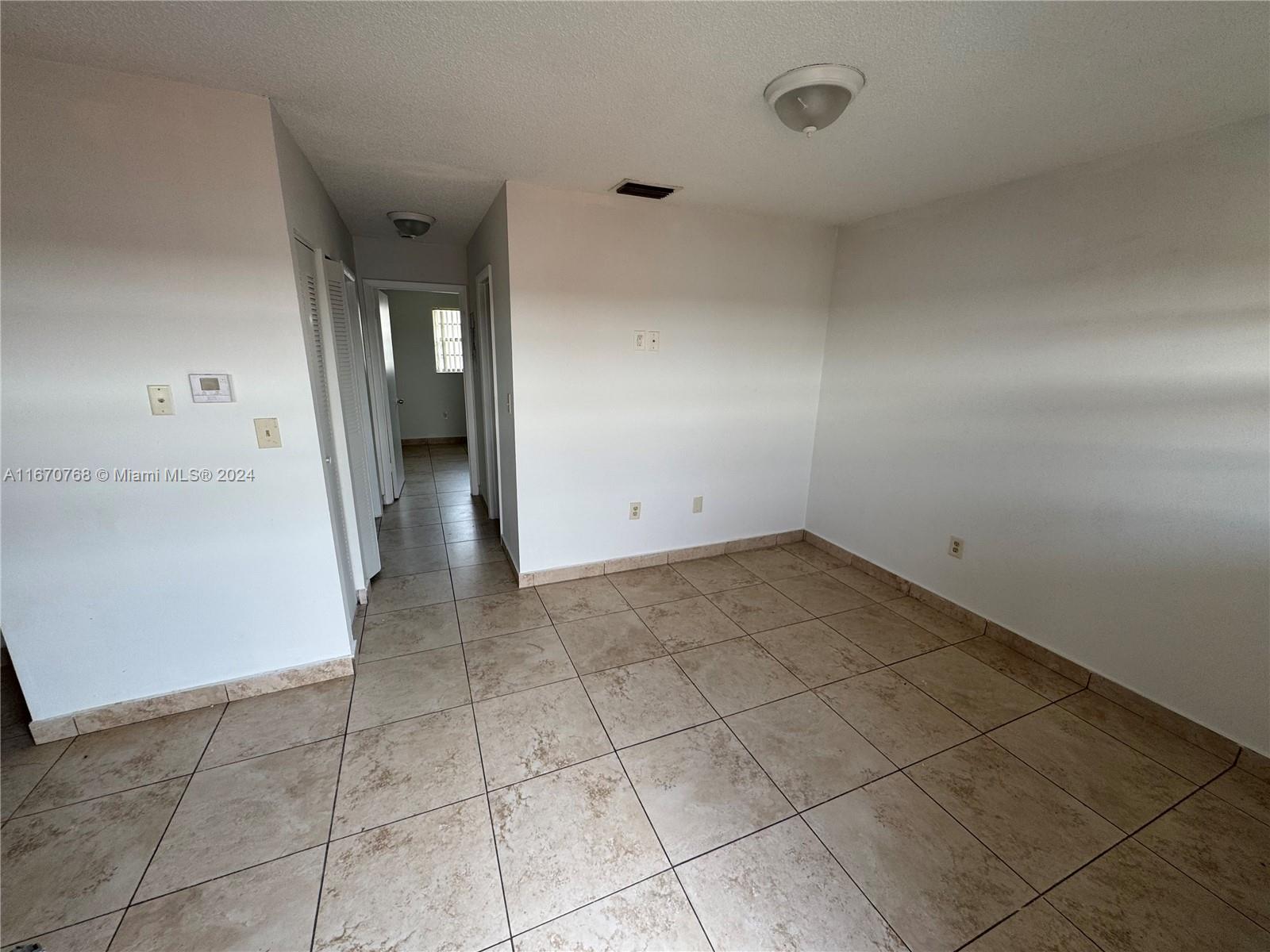 HIALEAH 4TH ADDN - Residential Lease