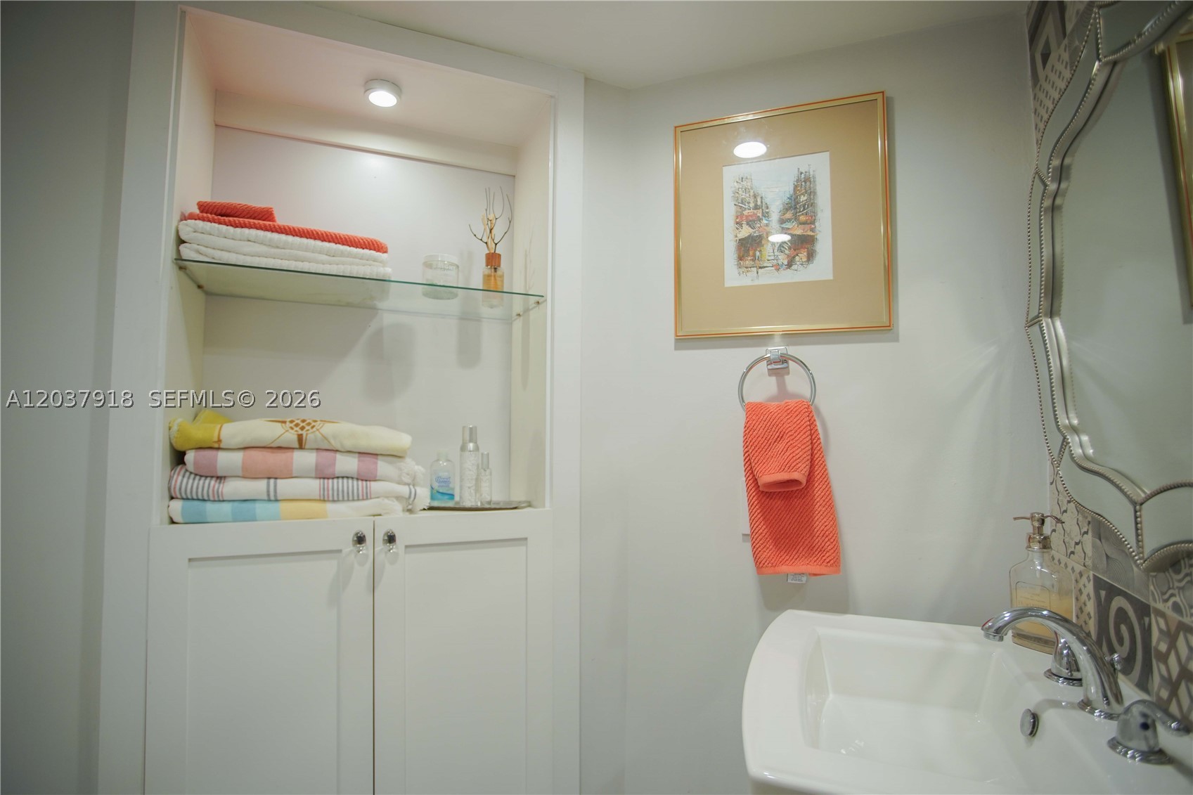LA RIVE GAUCHE CONDO - Residential Lease