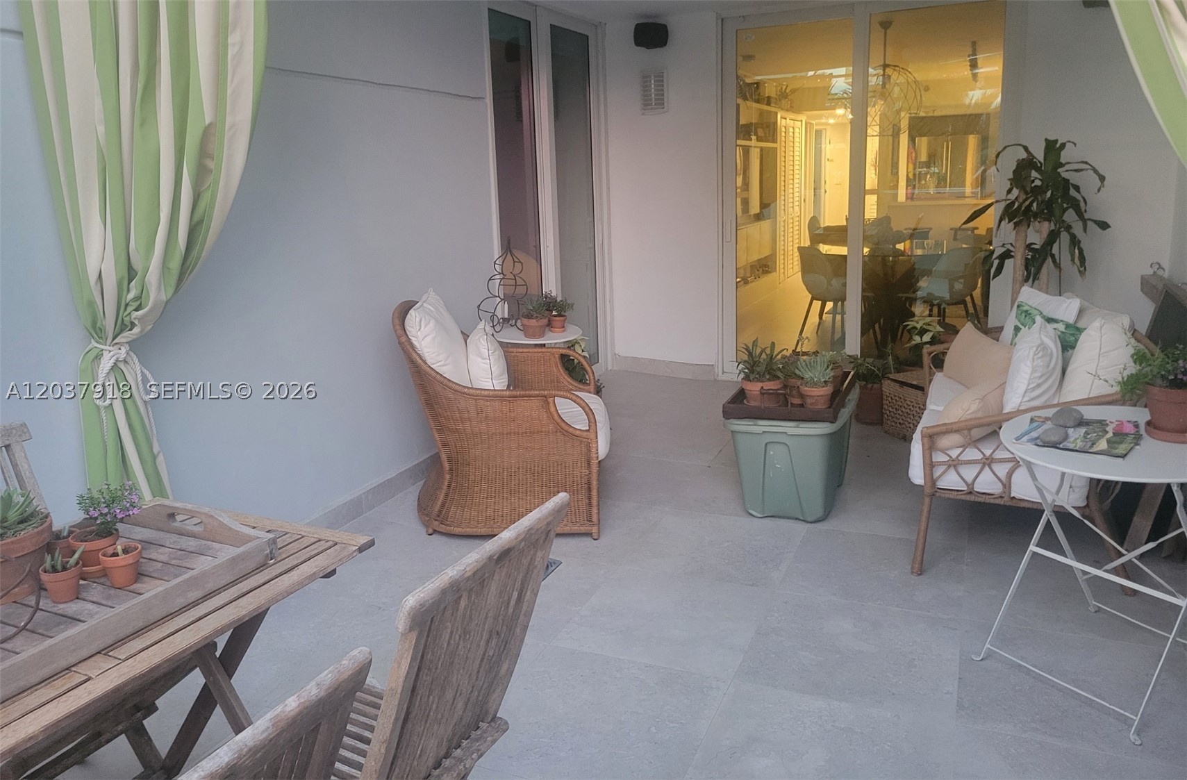 LA RIVE GAUCHE CONDO - Residential Lease