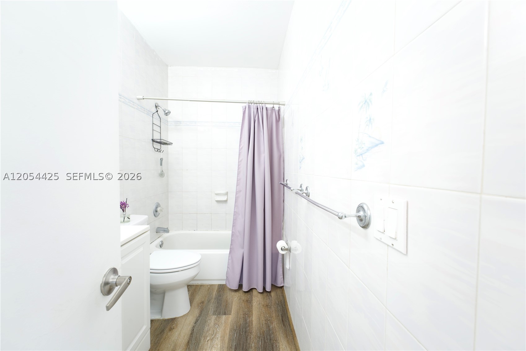 LAWRENCE EST LAND COS SUB - Residential Lease