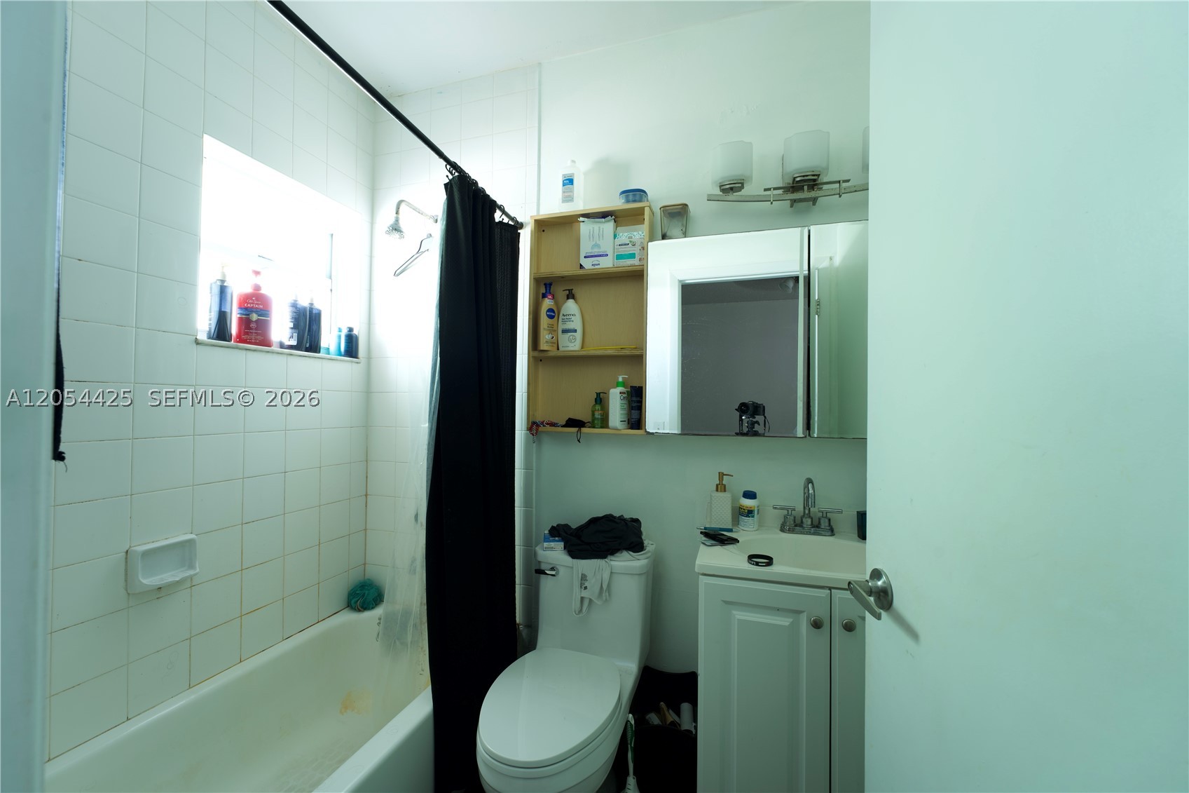 LAWRENCE EST LAND COS SUB - Residential Lease