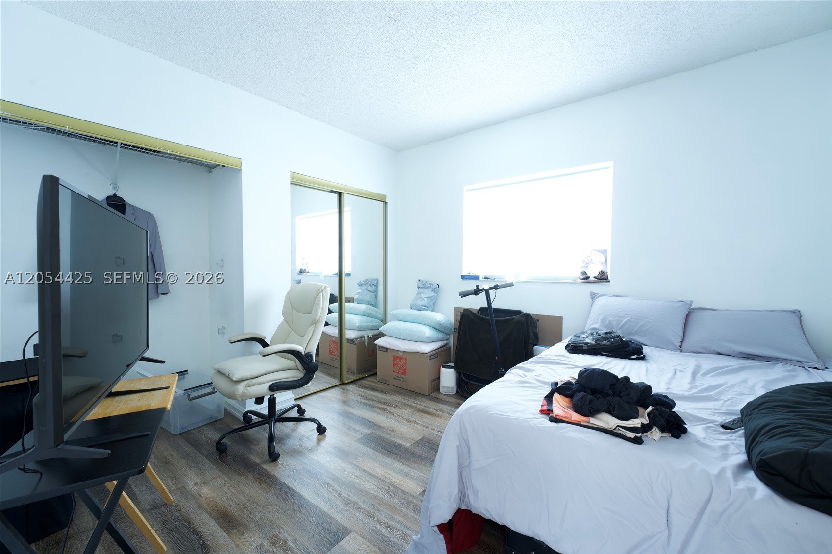 LAWRENCE EST LAND COS SUB - Residential Lease