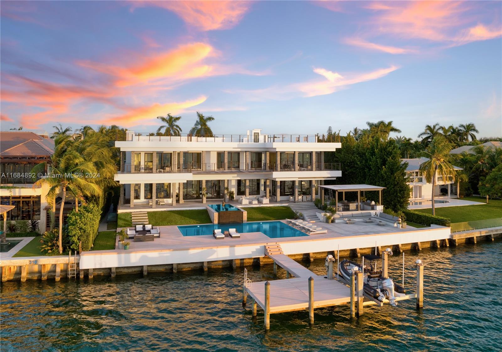 TROPICAL ISLE HOMES SUB 4 - Residential