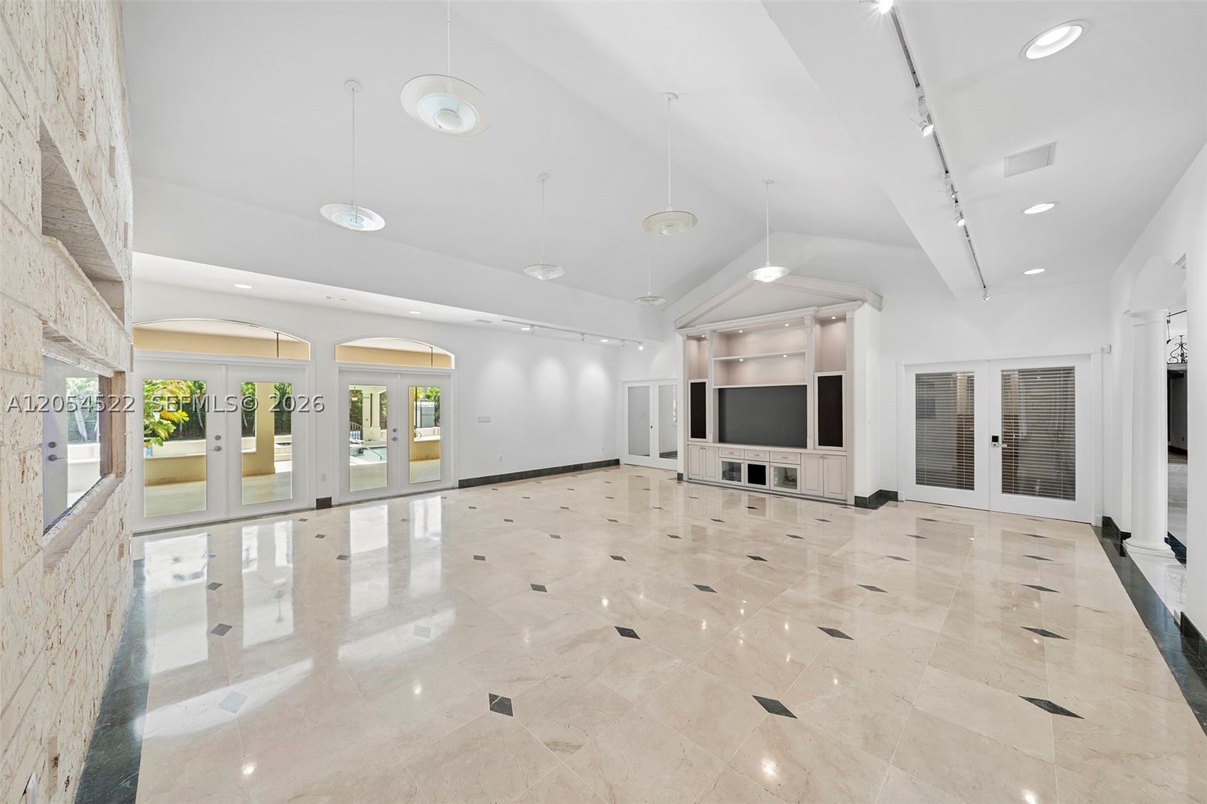 KINGS CREEK NORTH SEC 2 - Residential