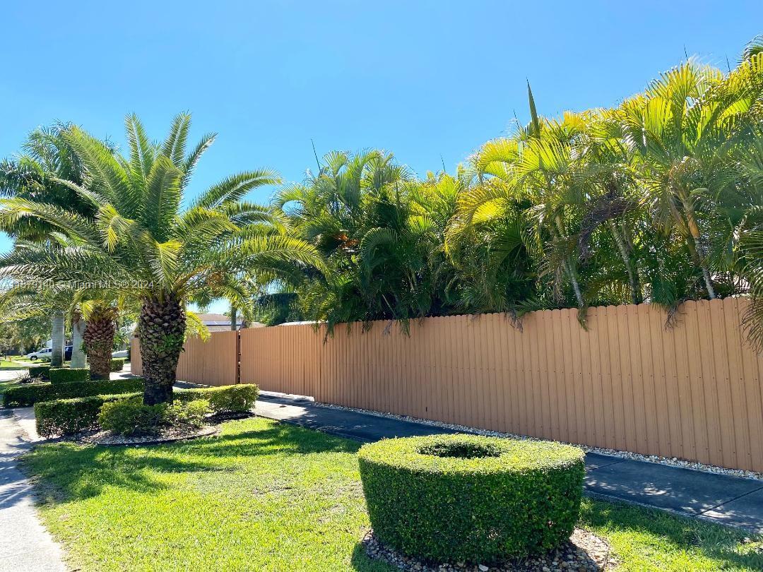 HOMESTEAD LAKES FARMLIFE - Residential