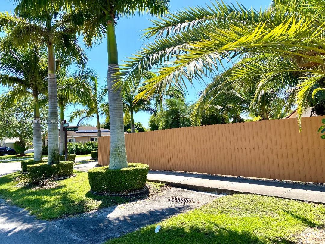 HOMESTEAD LAKES FARMLIFE - Residential