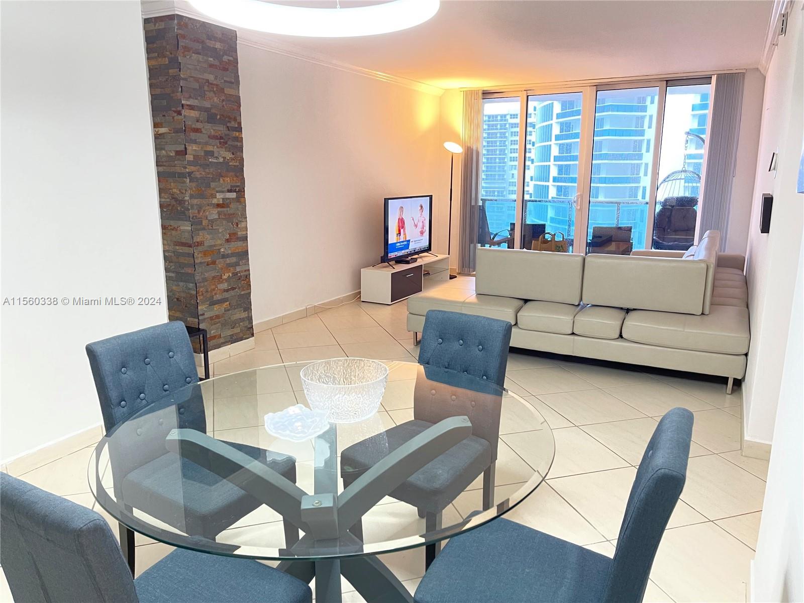 WAVE CONDO - Residential Lease