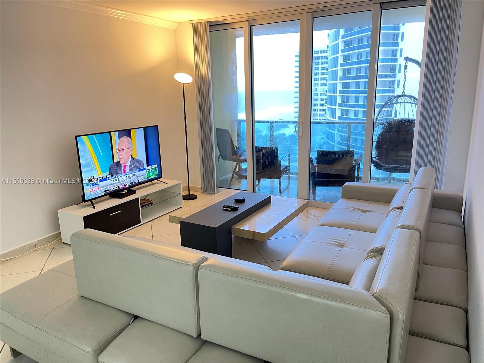 WAVE CONDO - Residential Lease