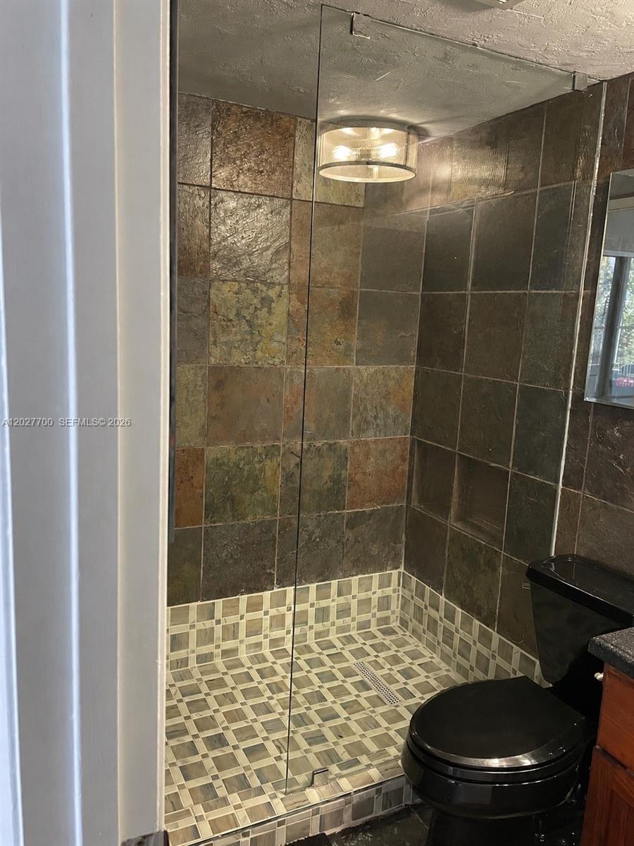 POINTE CONDO - Residential Lease