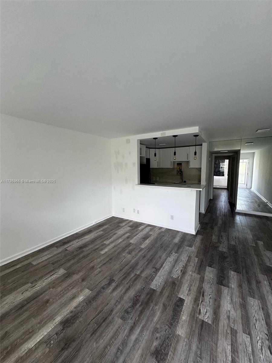 SUFFOLK AT CENTURY VILLAG - Residential