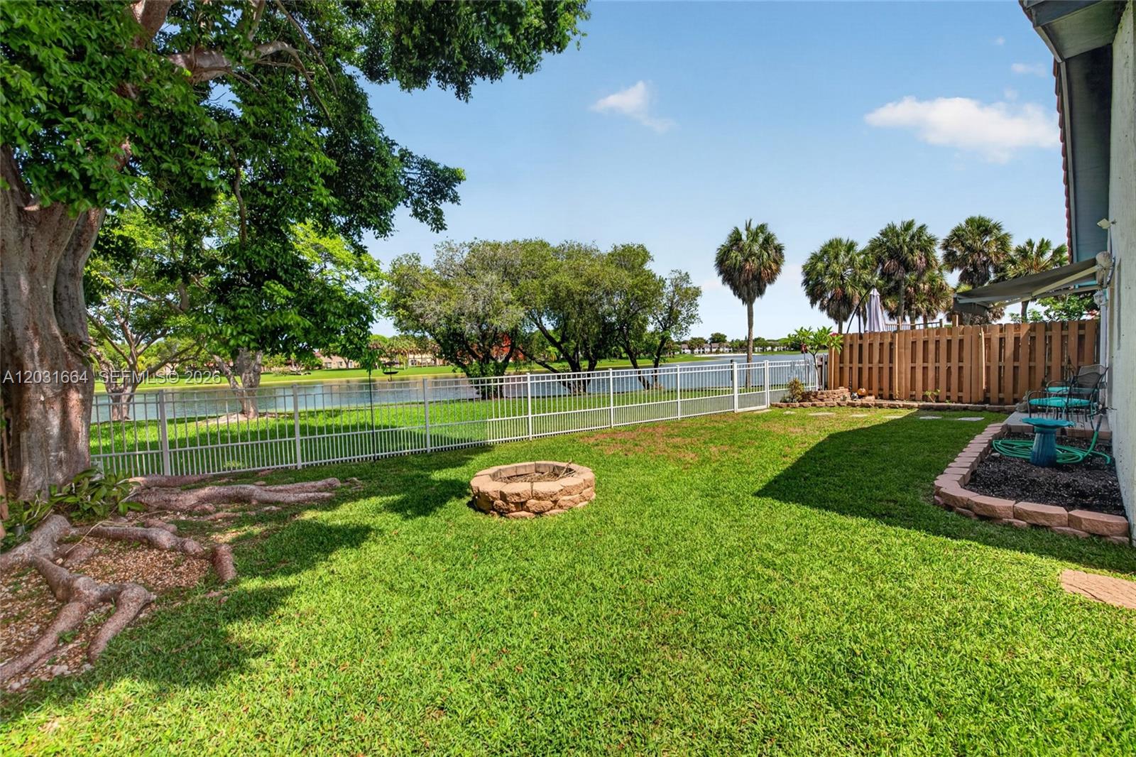 SUNFISH AT THE HAMMOCKS - Residential