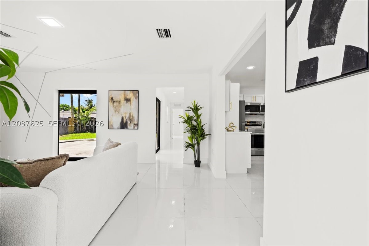 MIRAMAR SEC 9 - Residential
