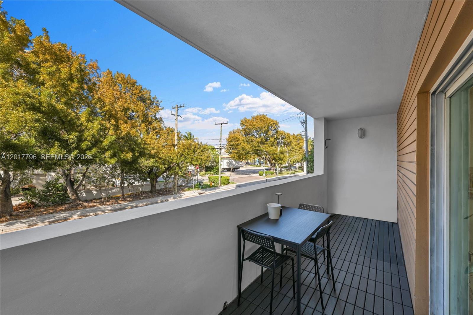 VILLAGGIO IN THE GROVE TO - Residential Lease