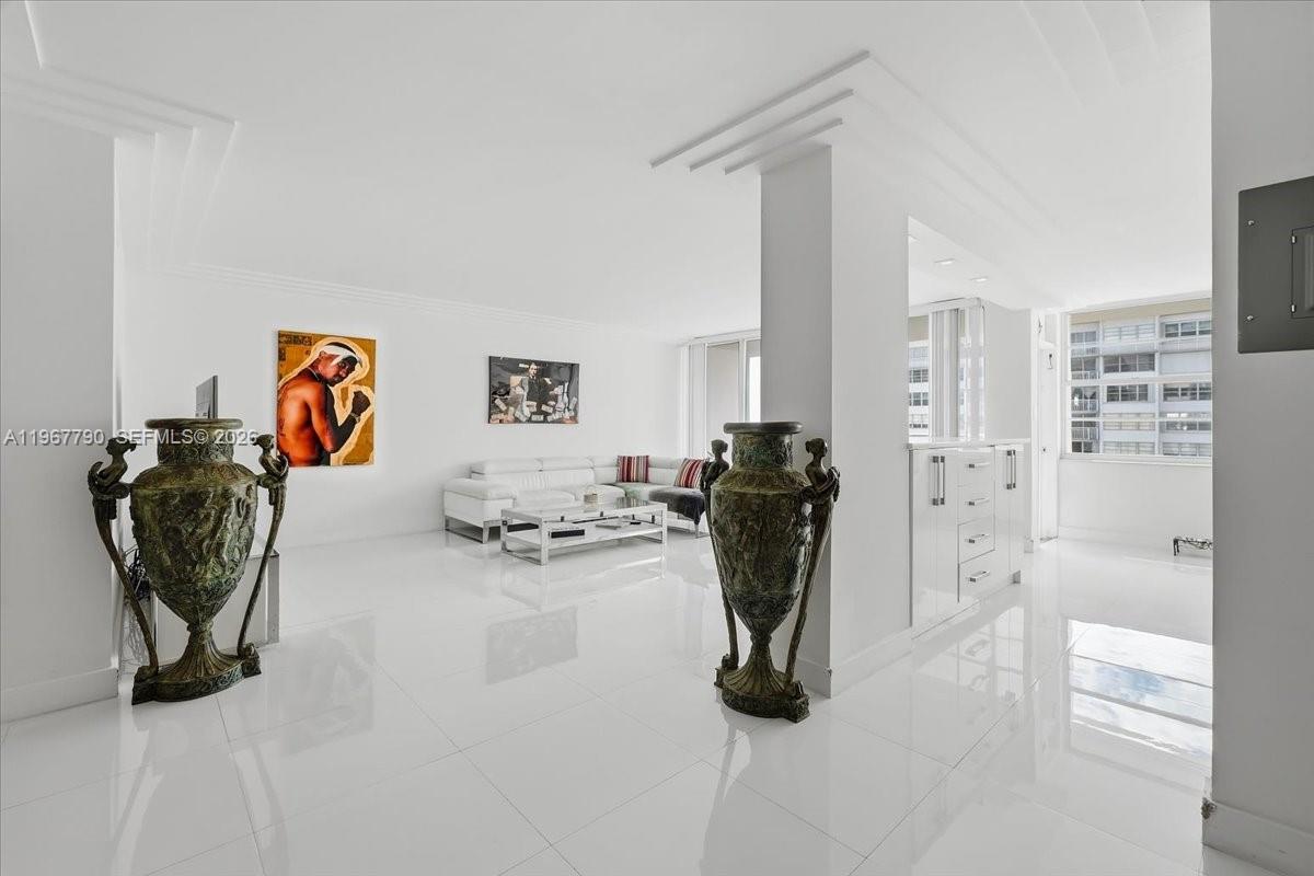 DEL PRADO MARINA - Residential