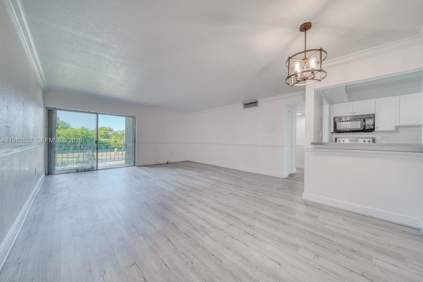 SUNSET PALMS EAST CONDO - Residential
