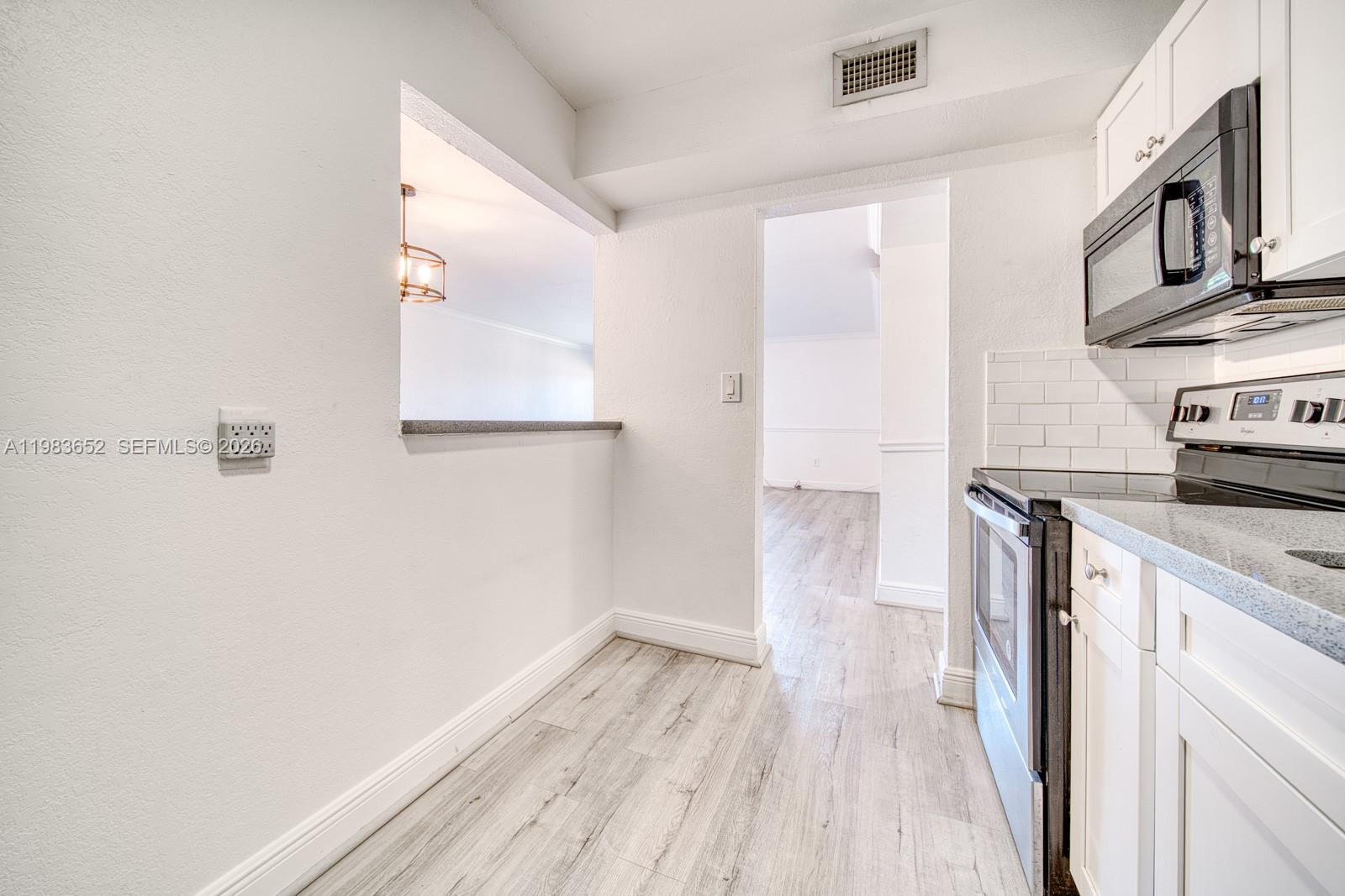 SUNSET PALMS EAST CONDO - Residential