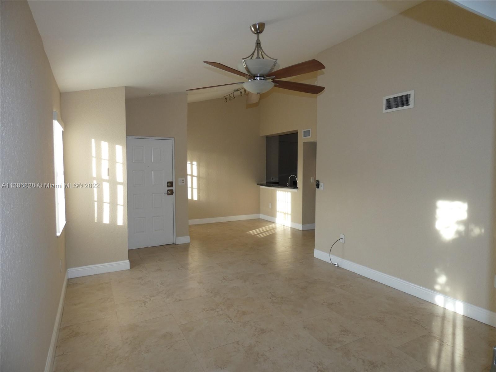 LAKEVIEW CLUB CONDO - Residential Lease