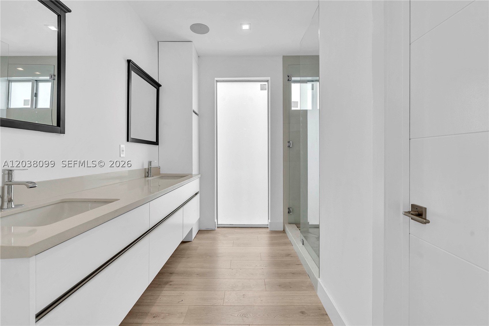 WESTWOOD LAKE 10TH ADDN - Residential