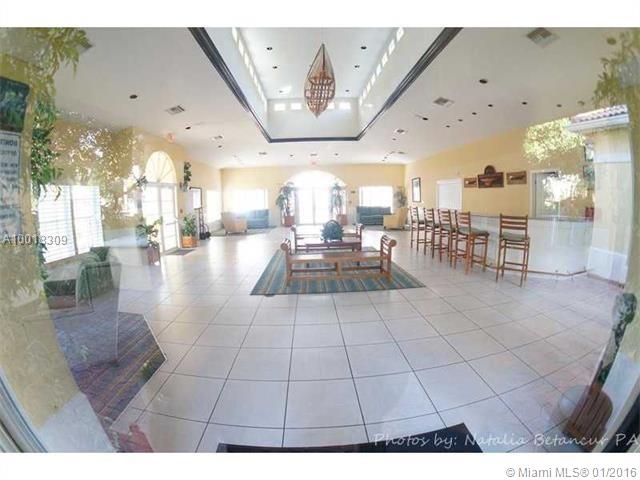 FOUR LAKES SEC 1 - Residential Lease