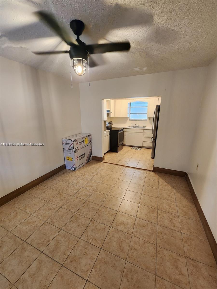 GRAPELAND - Residential Lease