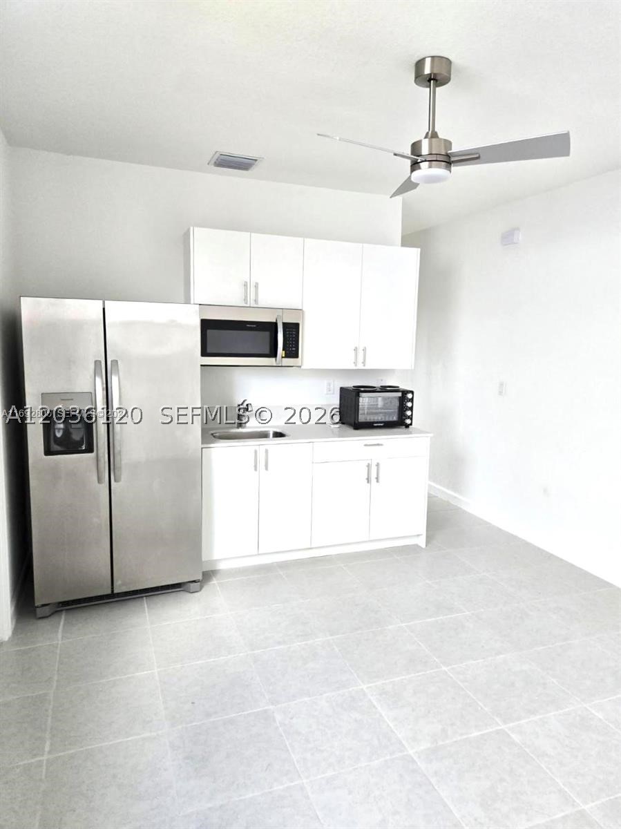 KINGS GROVE - Residential Lease