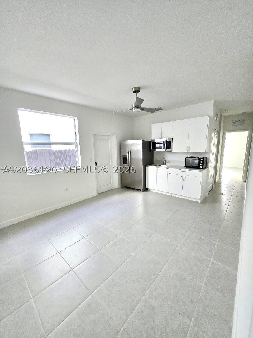 KINGS GROVE - Residential Lease