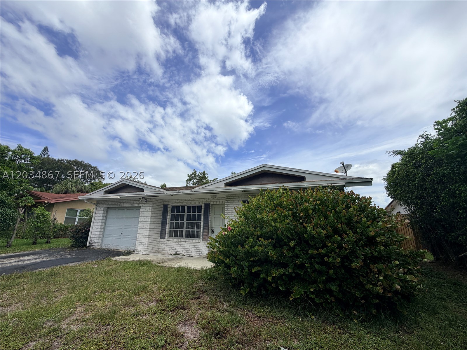 PALM-AIRE VILLAGE 2ND SEC - Residential