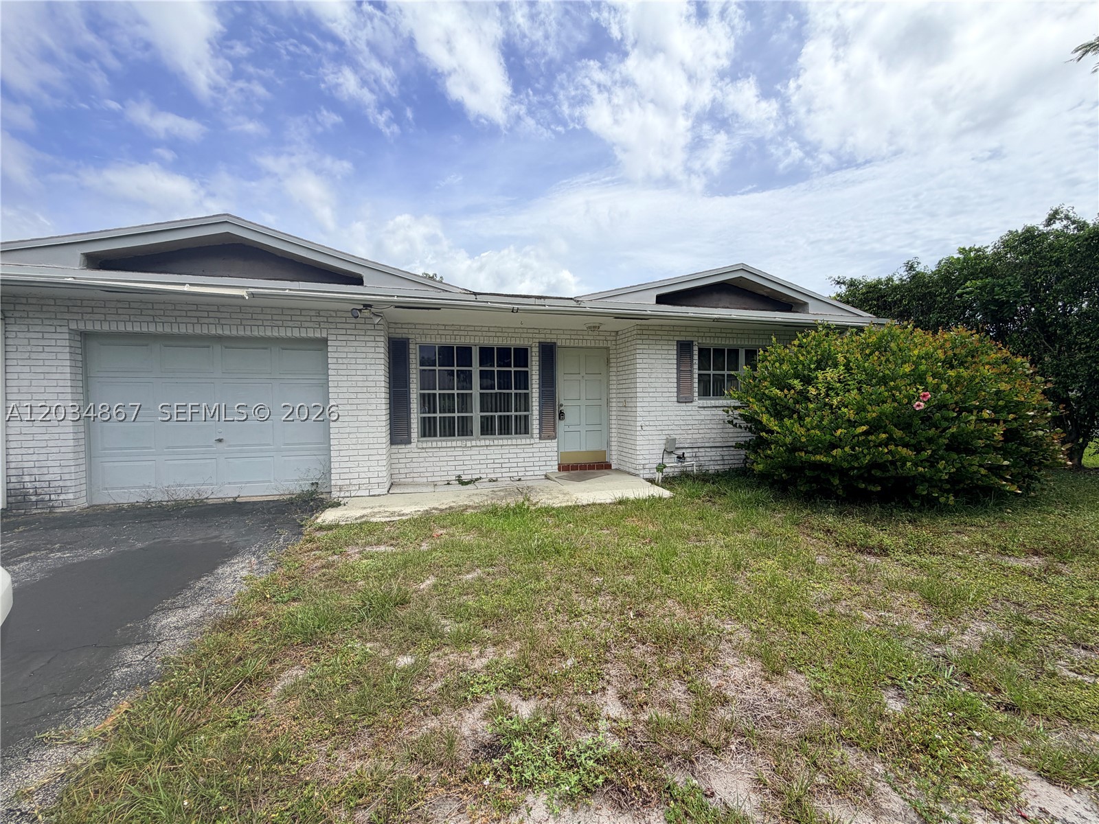 PALM-AIRE VILLAGE 2ND SEC - Residential