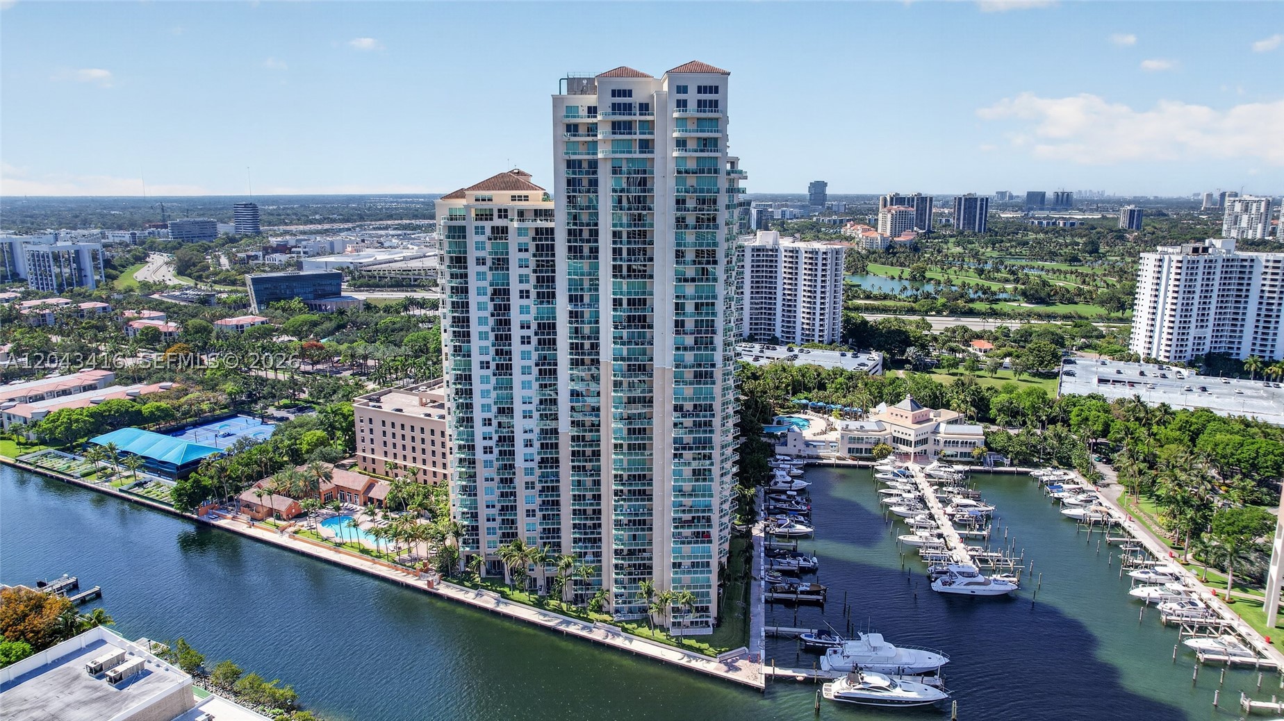 AVENTURA MARINA CONDO NUM - Residential