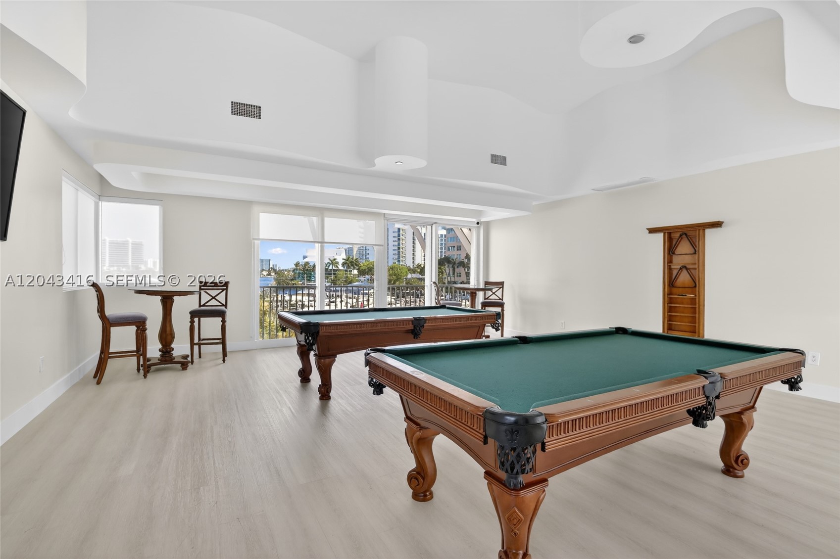 AVENTURA MARINA CONDO NUM - Residential