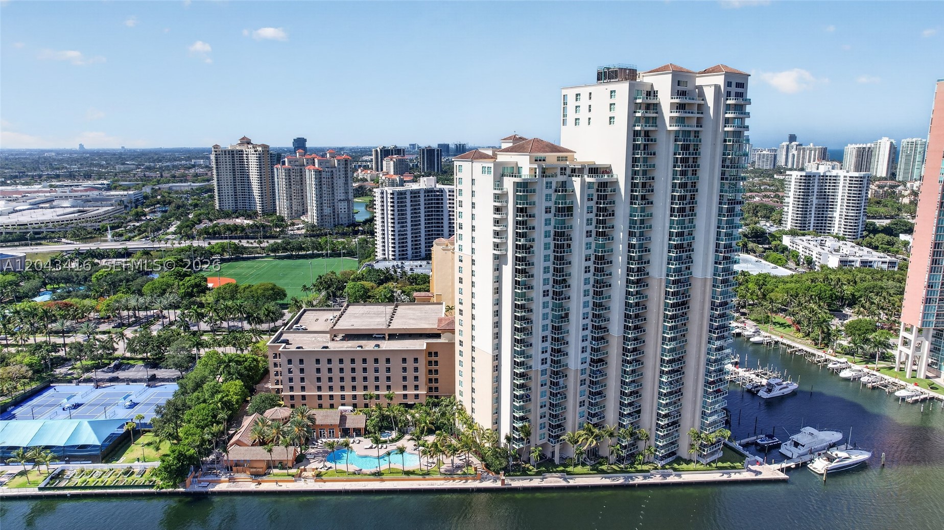 AVENTURA MARINA CONDO NUM - Residential