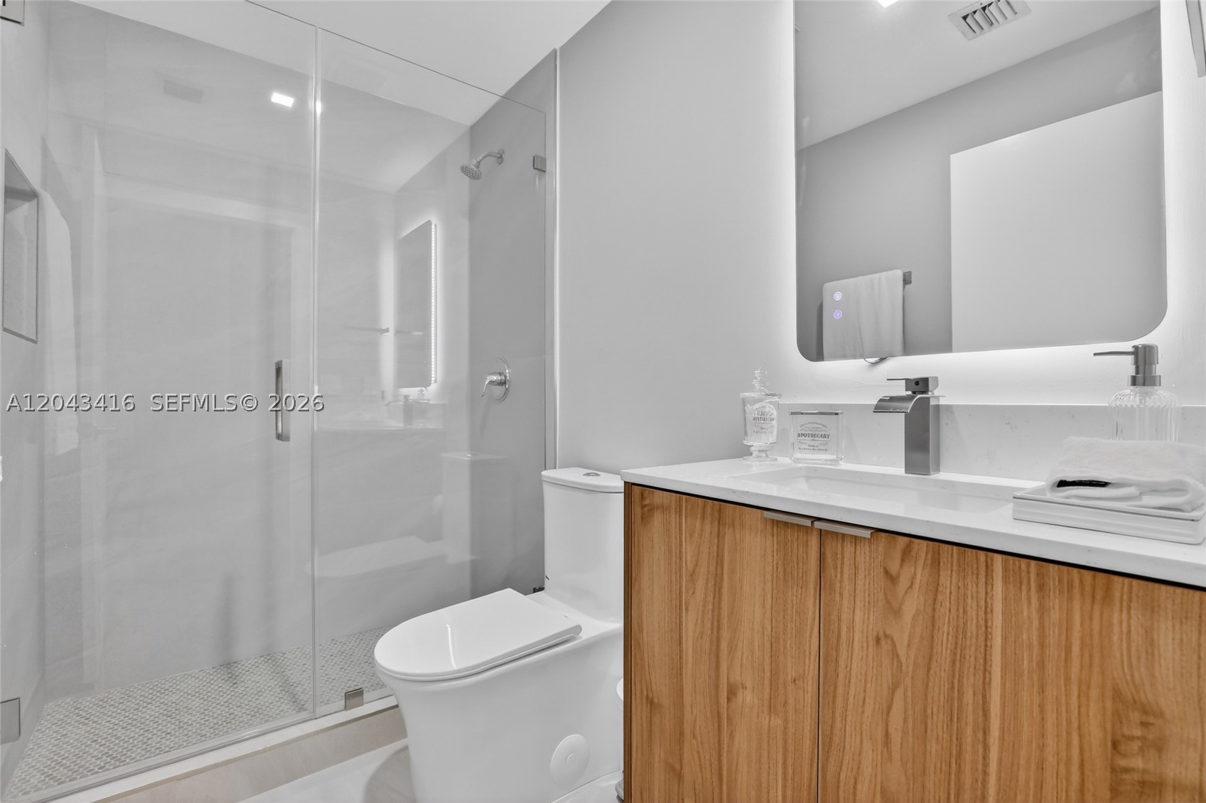 AVENTURA MARINA CONDO NUM - Residential