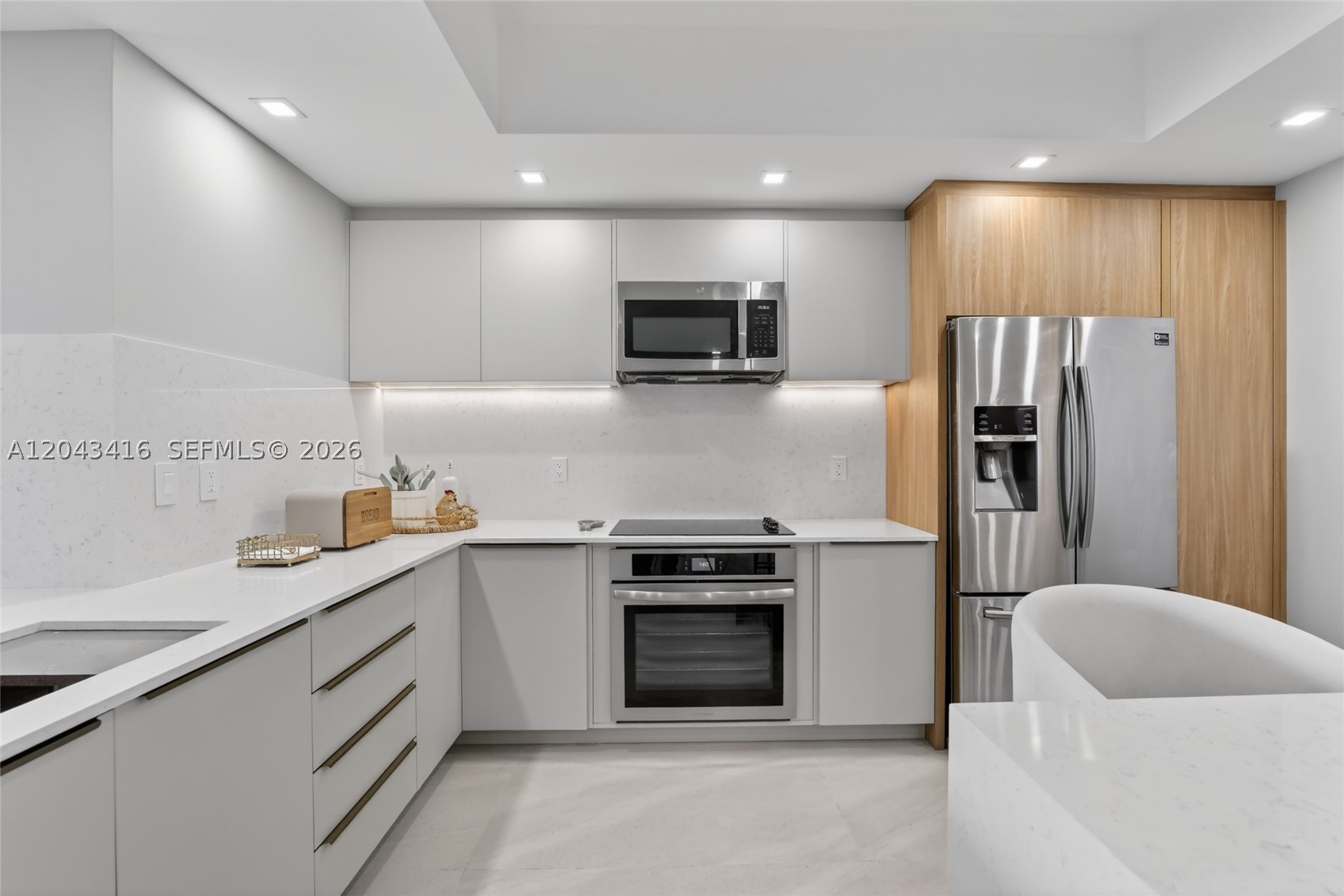 AVENTURA MARINA CONDO NUM - Residential