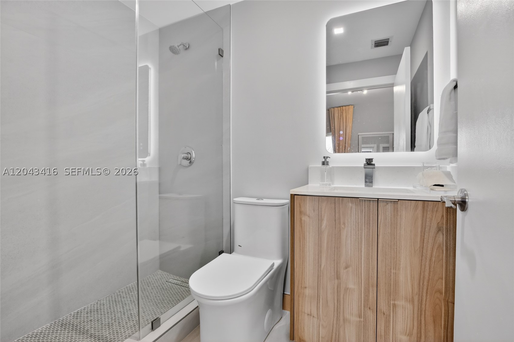 AVENTURA MARINA CONDO NUM - Residential