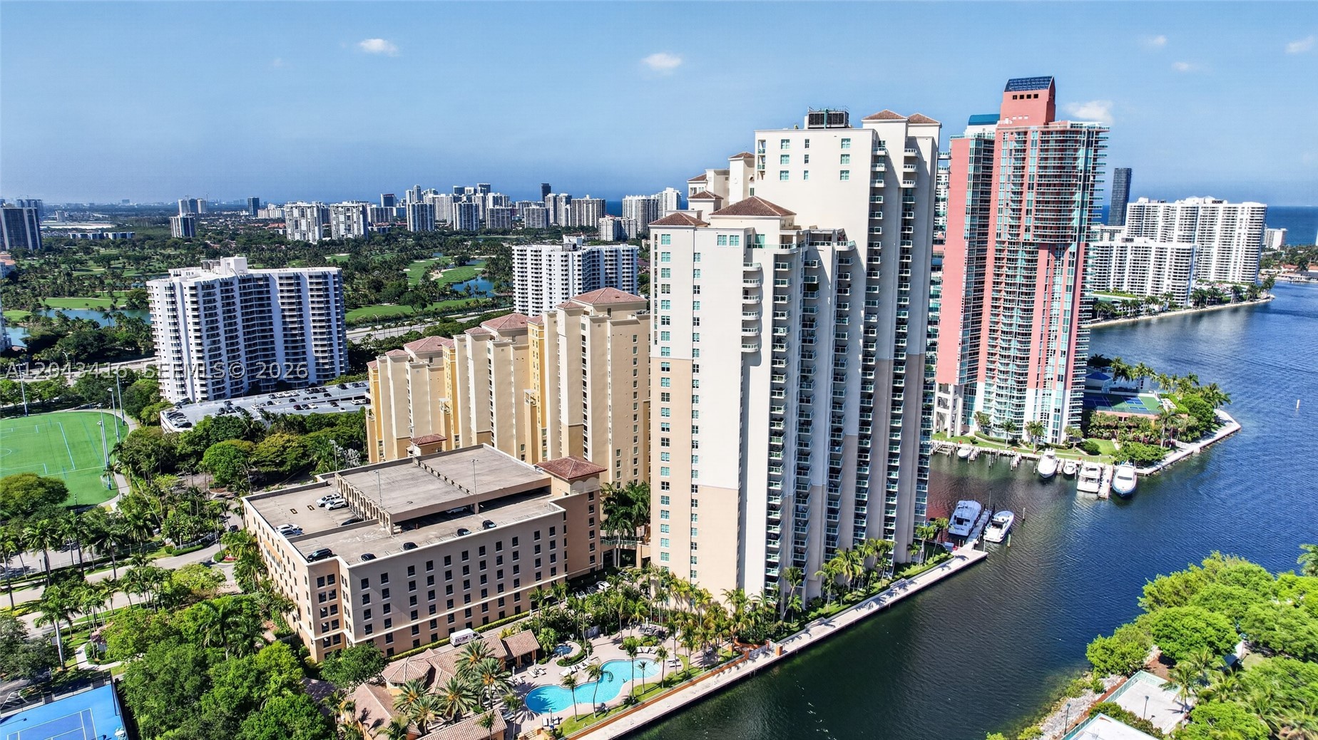 AVENTURA MARINA CONDO NUM - Residential