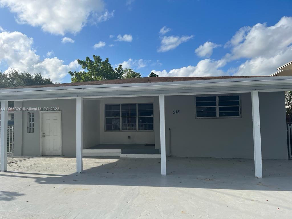 DEVONSHIRE PARK SUB - Residential Lease