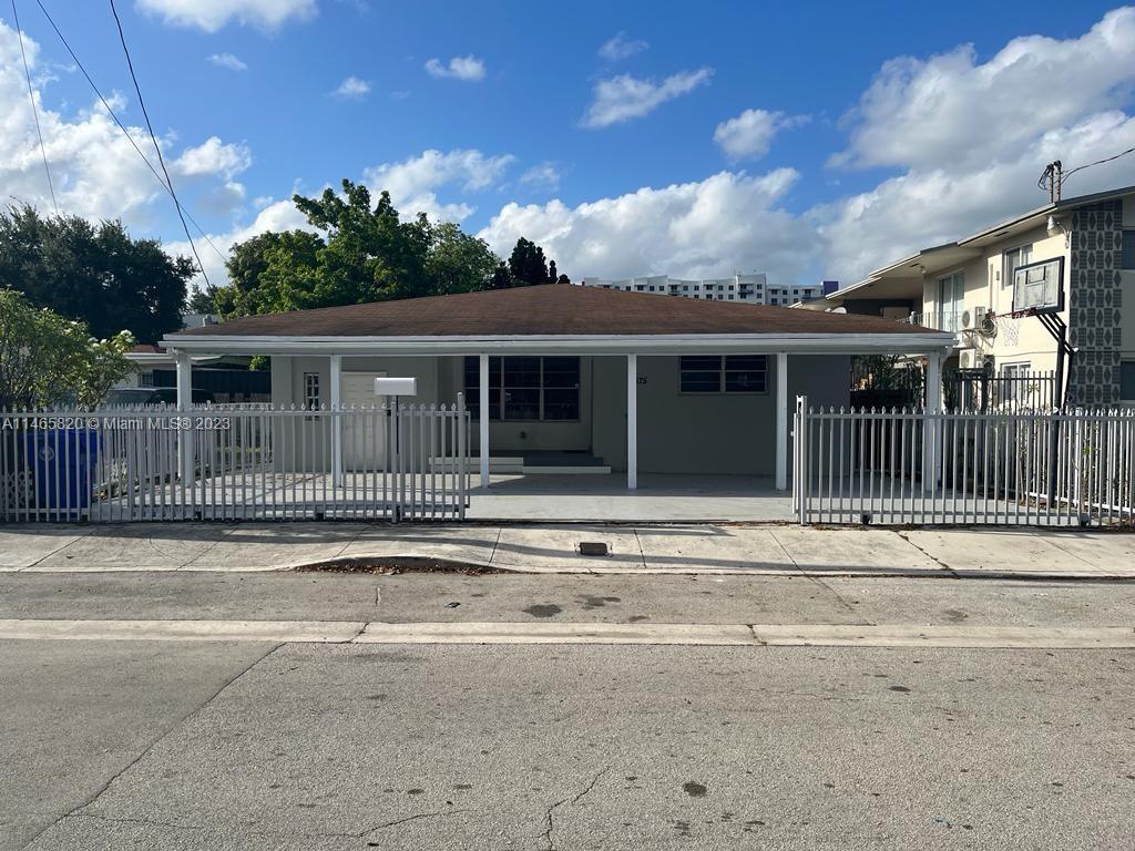 DEVONSHIRE PARK SUB - Residential Lease