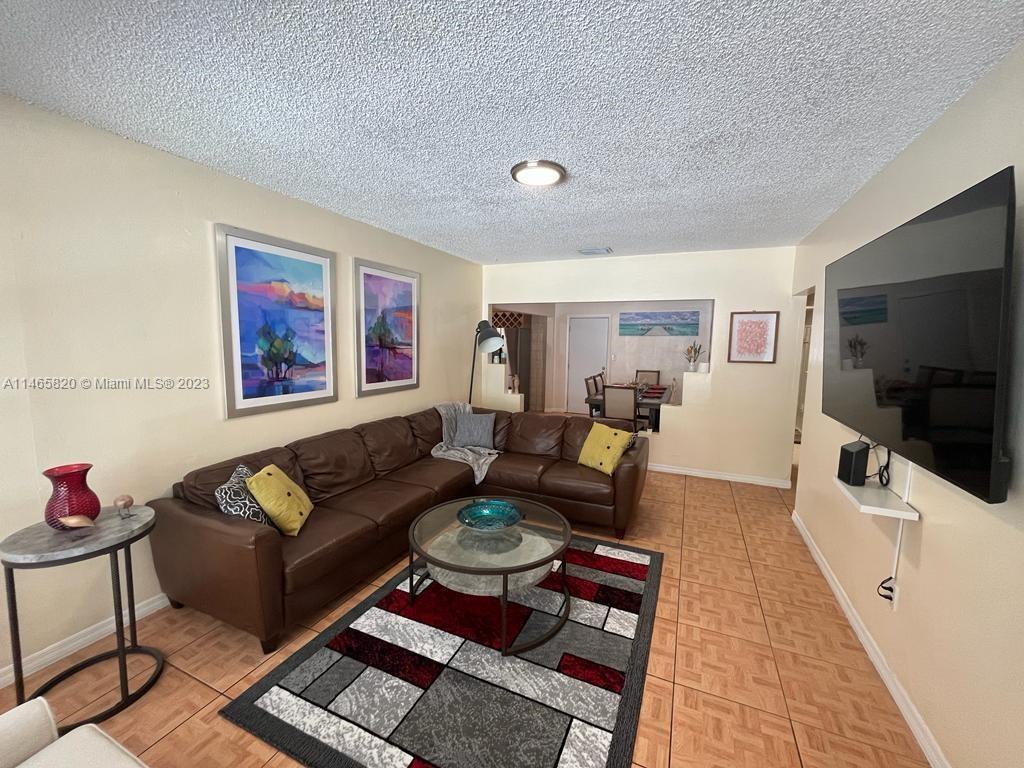 DEVONSHIRE PARK SUB - Residential Lease