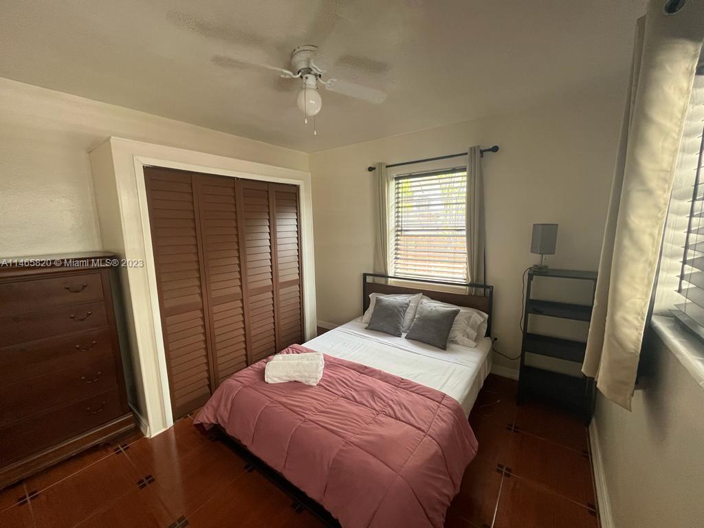 DEVONSHIRE PARK SUB - Residential Lease