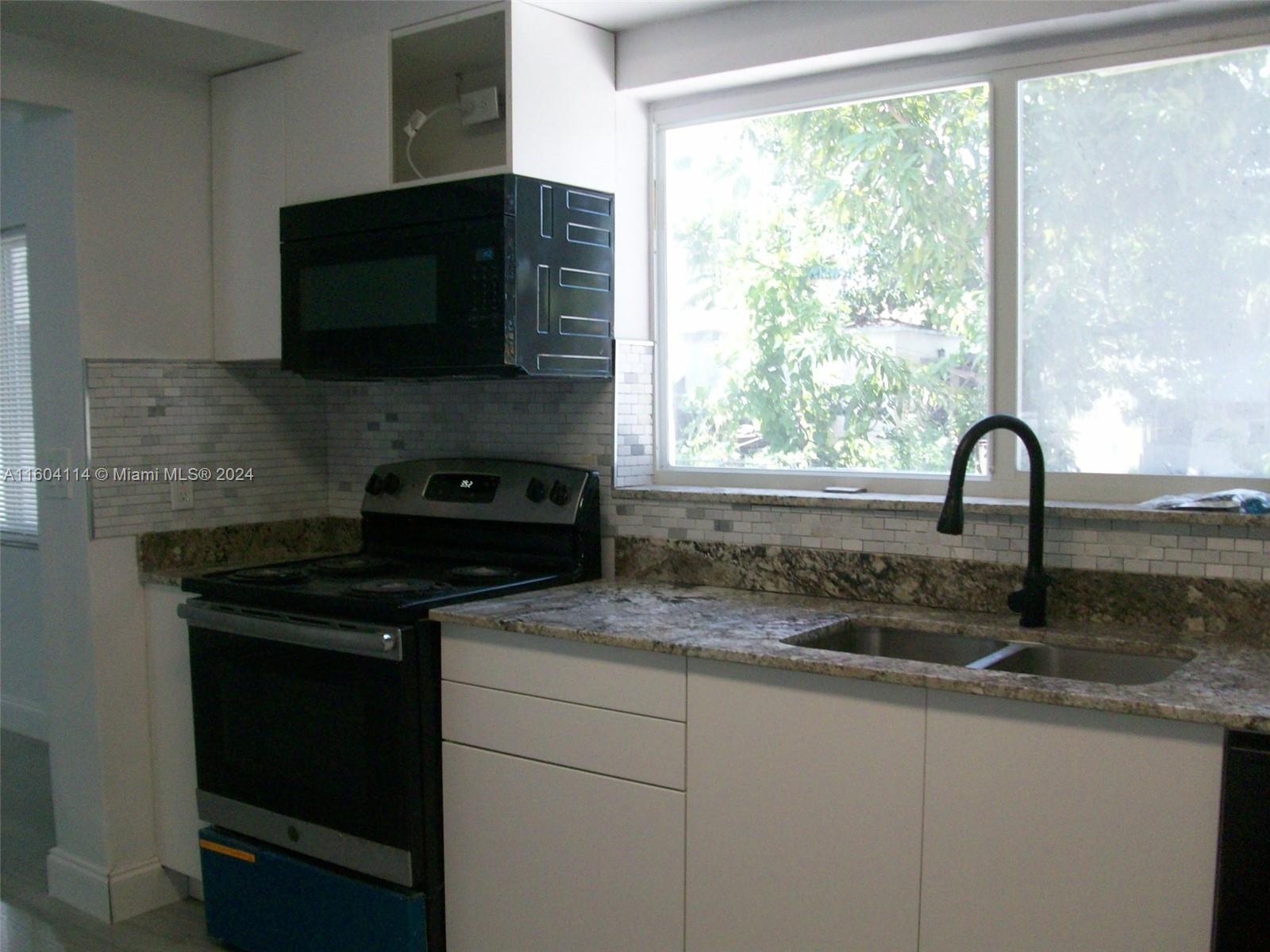 PRAMAR - Residential Lease