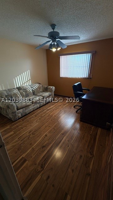 SANDALFOOT SQUIRE CONDO - Residential