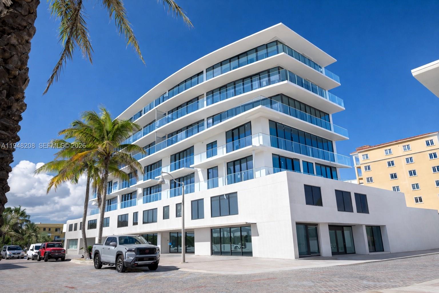 Eturna Residences - Residential