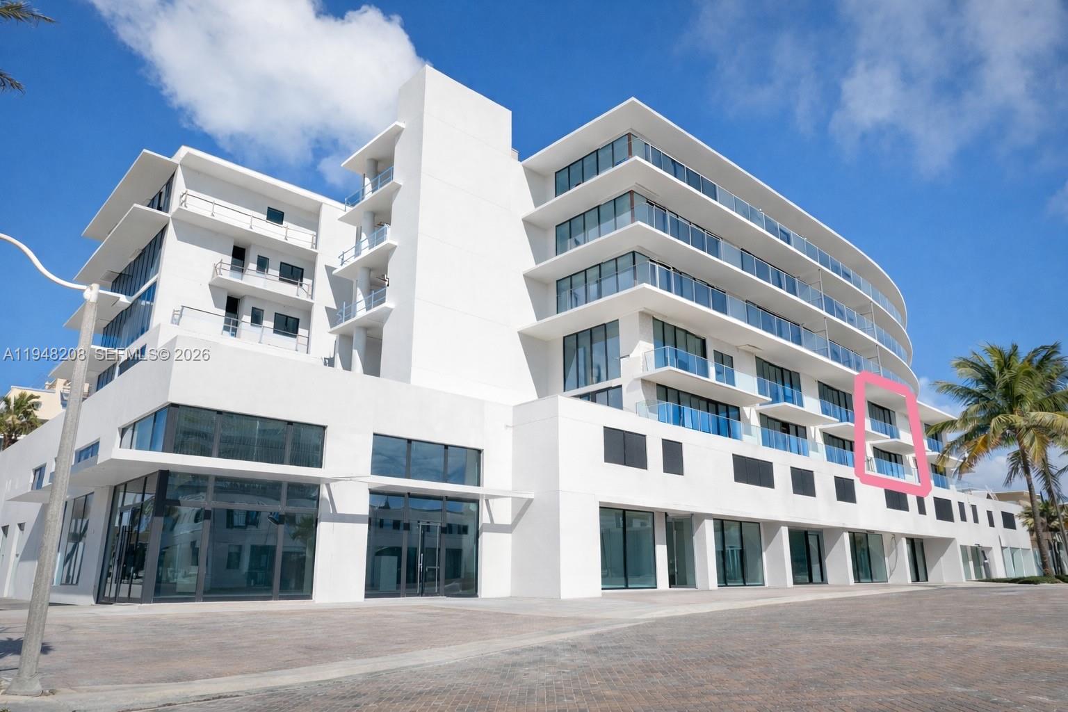 Eturna Residences - Residential
