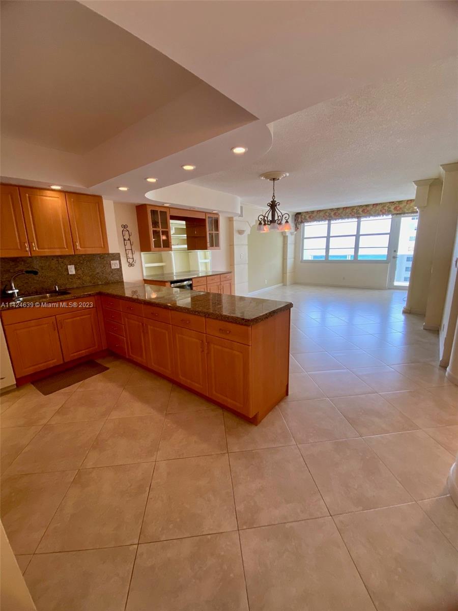 SEA AIR TOWERS CONDO - Residential
