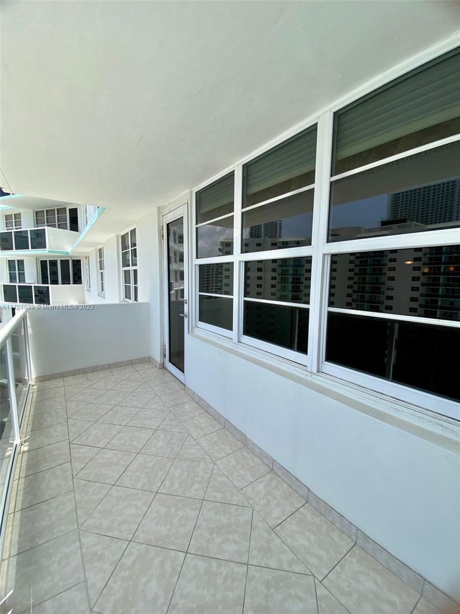 SEA AIR TOWERS CONDO - Residential