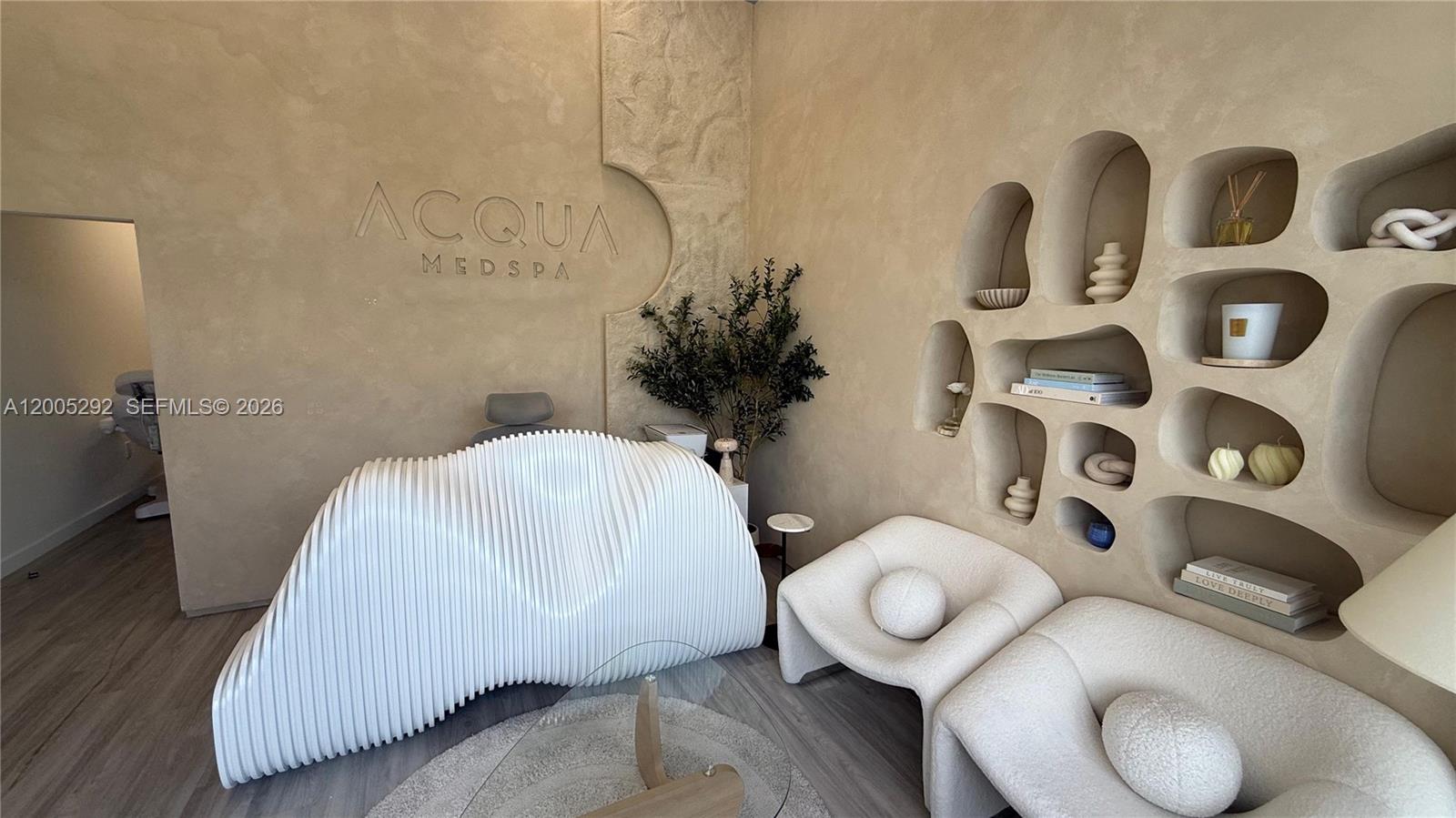 Recently completed, fully remodeled spa that has never been operated. Designed with a sleek, modern aesthetic and high-end finishes, this turnkey space is completely new and ready for immediate use. All required licenses are active and transferable, providing a seamless opportunity for the new owner.