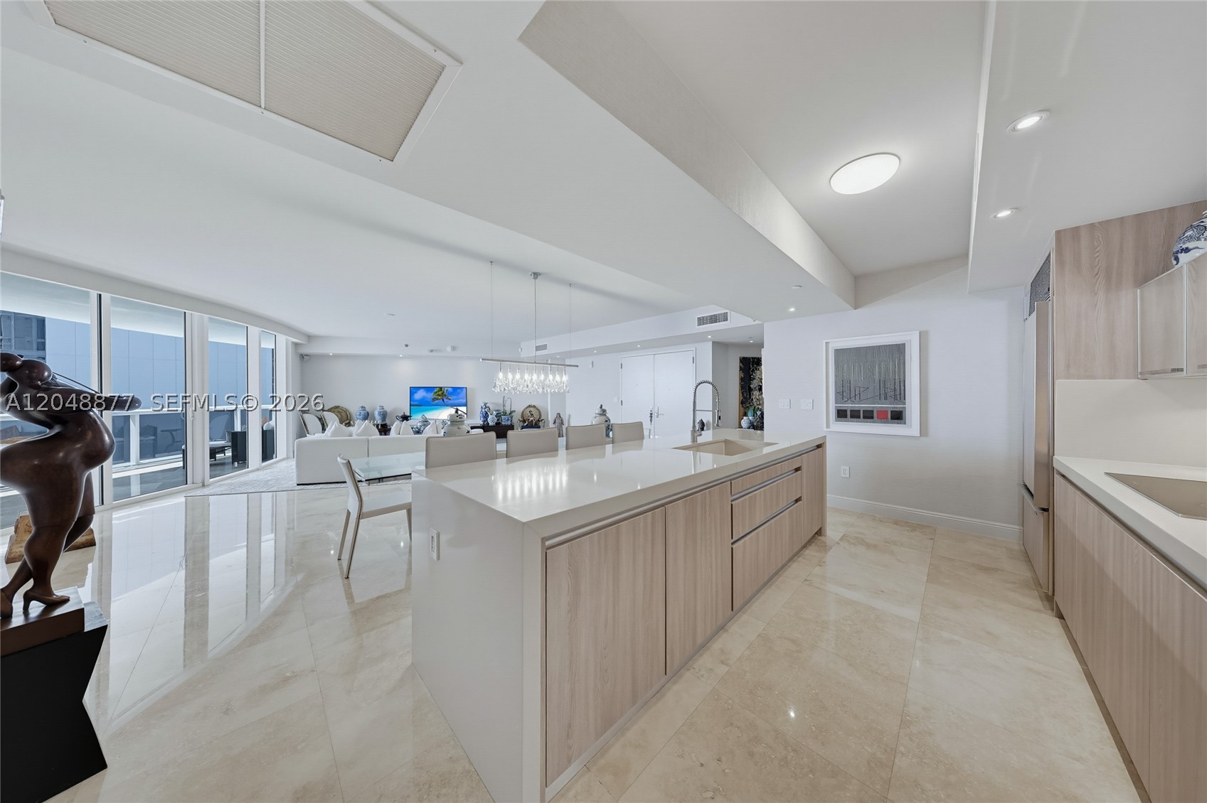 OCEAN FOUR CONDO - Residential Lease