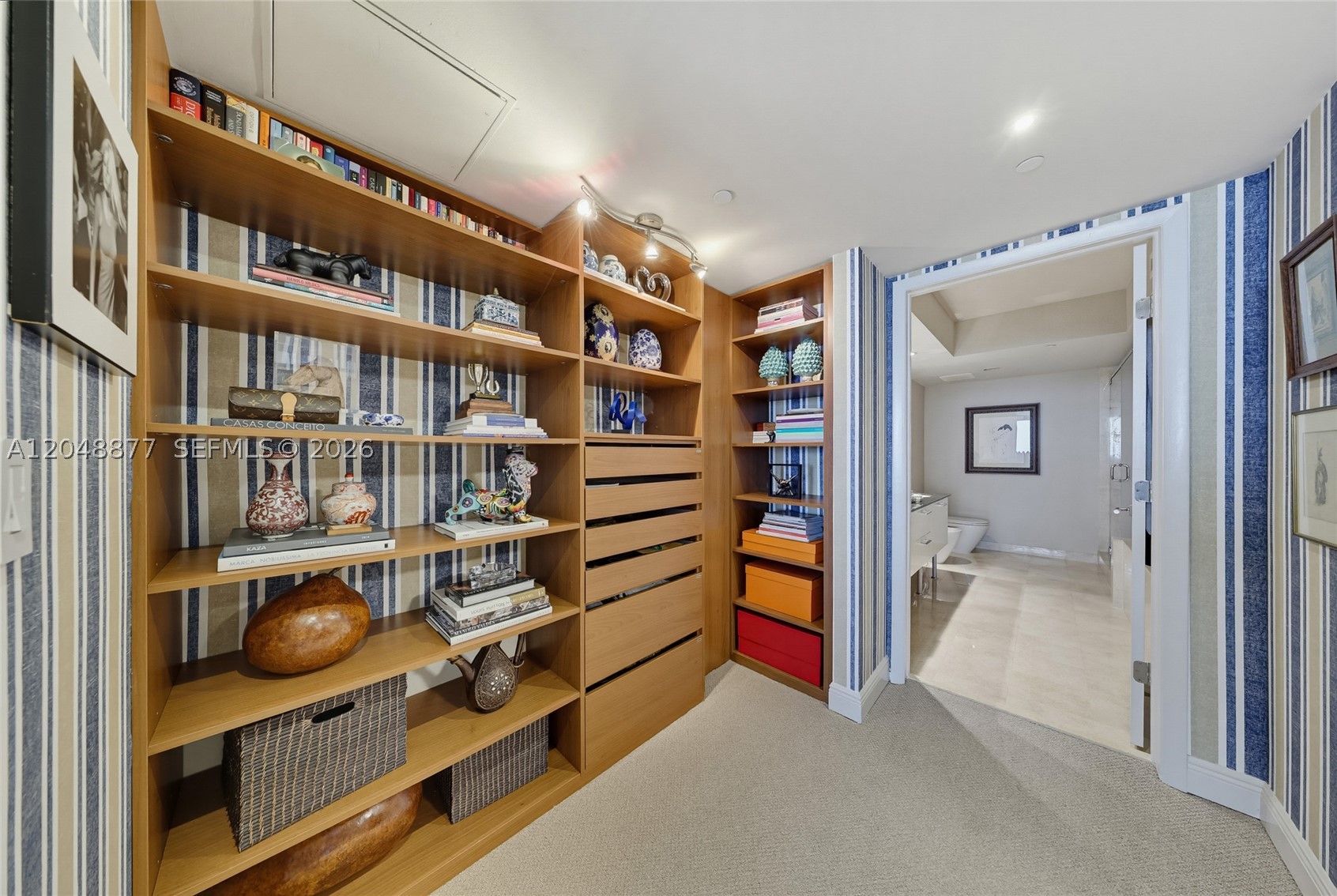 OCEAN FOUR CONDO - Residential Lease