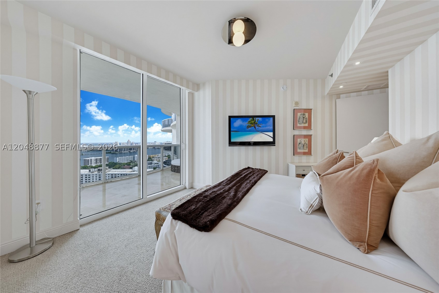 OCEAN FOUR CONDO - Residential Lease